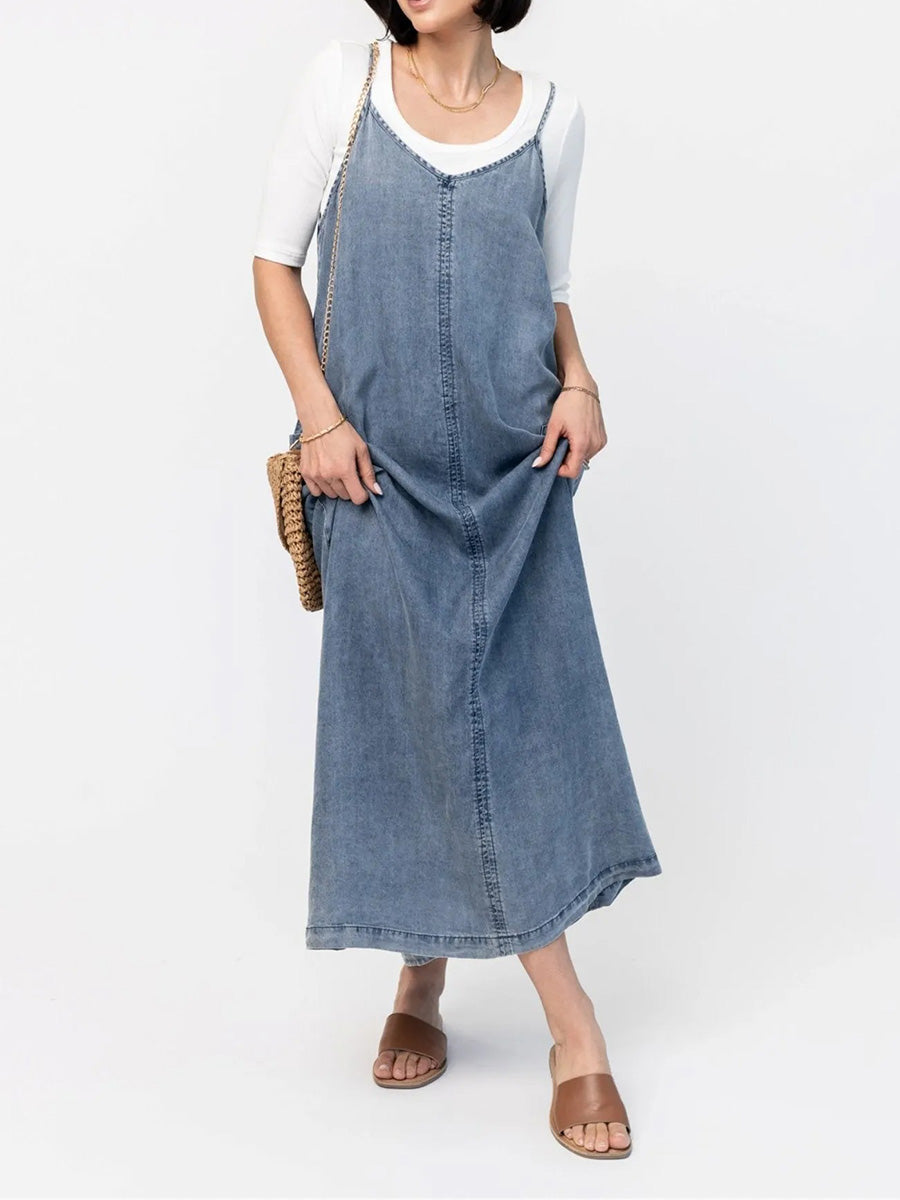 Éricaa | Loose Fit Denim Maxi Dress