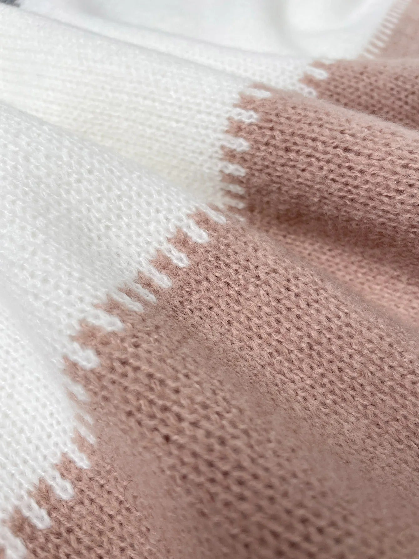 Lela | Sweater with Leopard Print