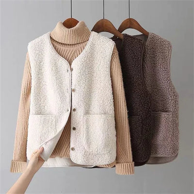 Vicky | Classic Cardigan