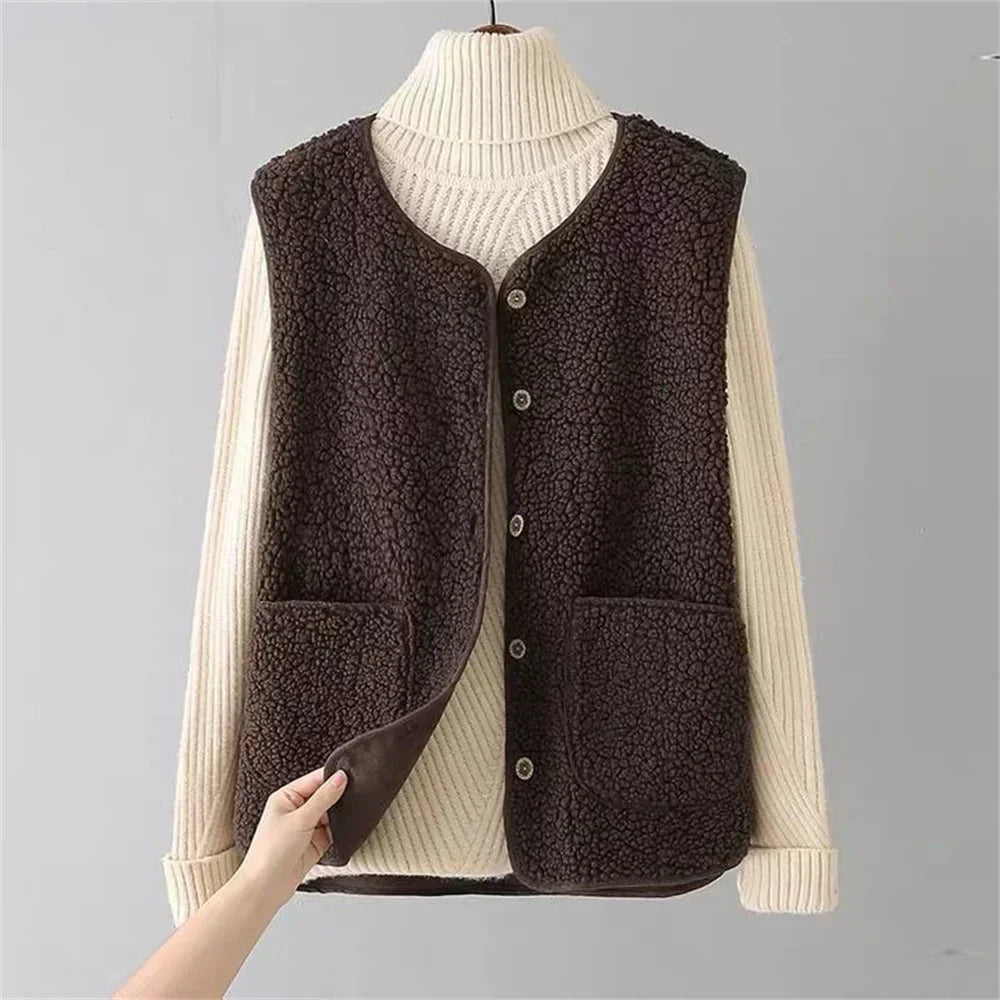 Vicky | Classic Cardigan