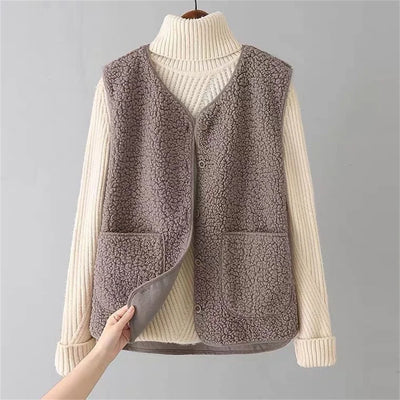Vicky | Classic Cardigan