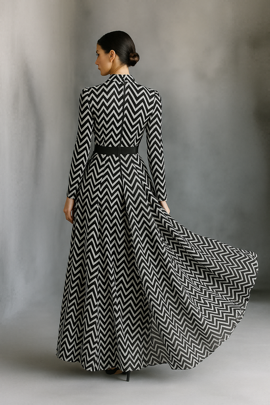 Women's Black And White Herringbone Chiffon Tie-Up Maxi Dress